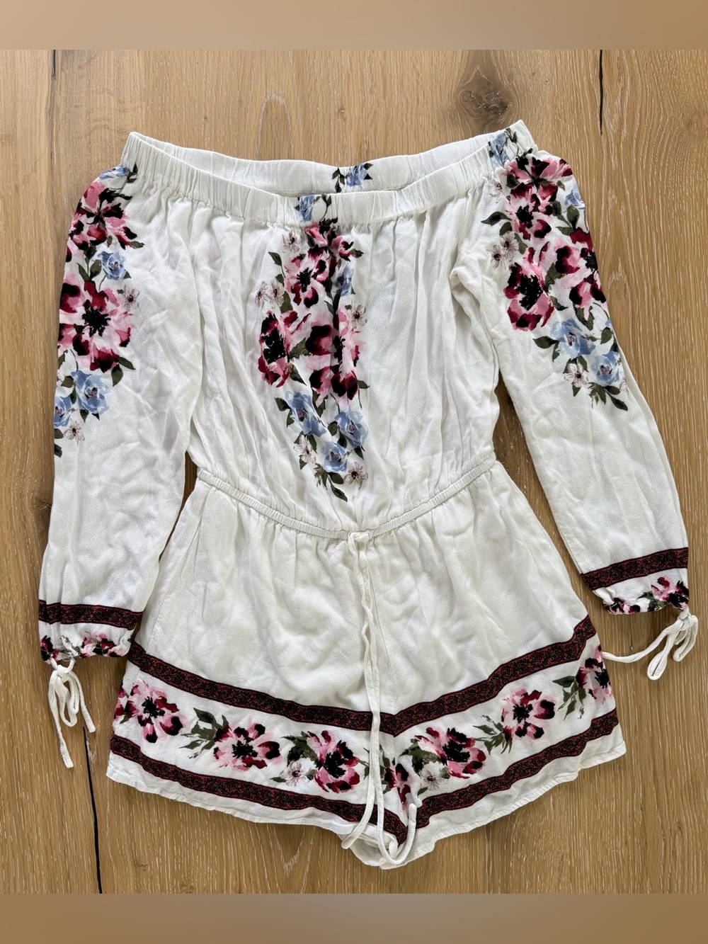 Kendall & Kylie Floral Print Romper
